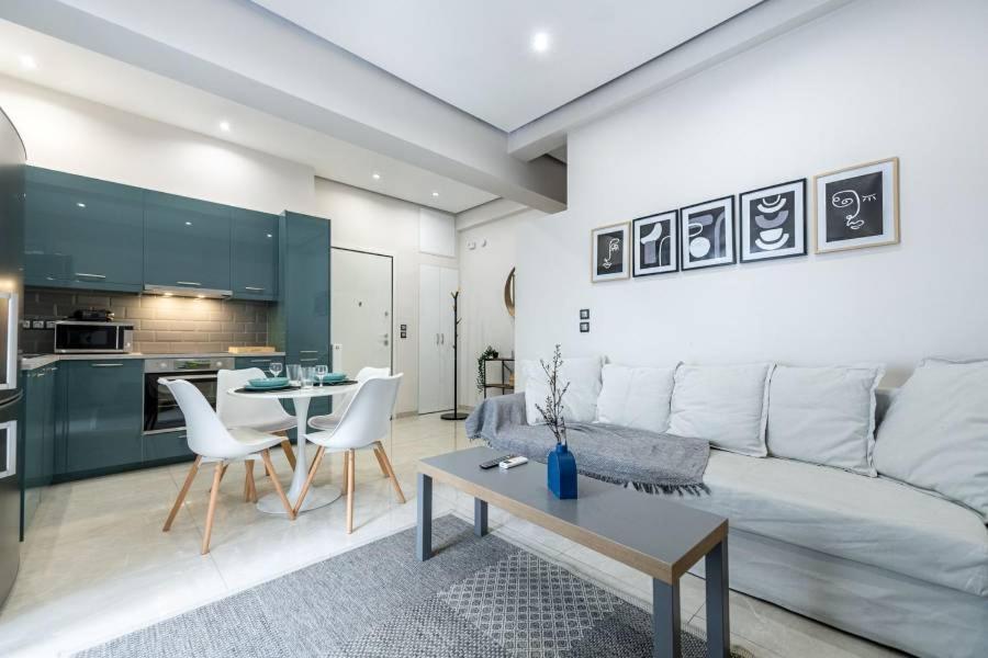 The Mint'S Apartment Iofontos เอเธนส์ ภายนอก รูปภาพ